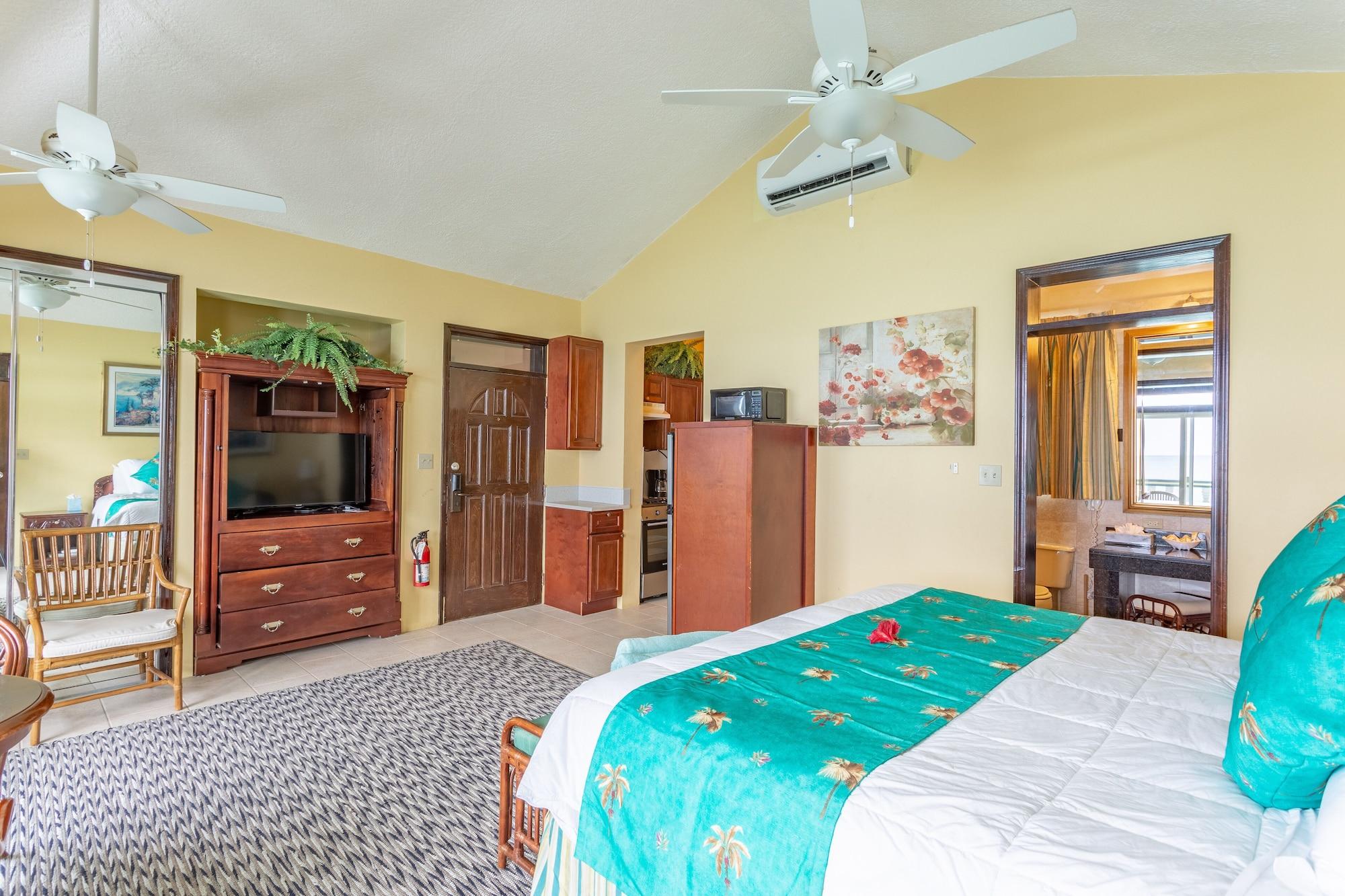 Sebastian'S On The Beach Hotel Freshwater Pond Bagian luar foto