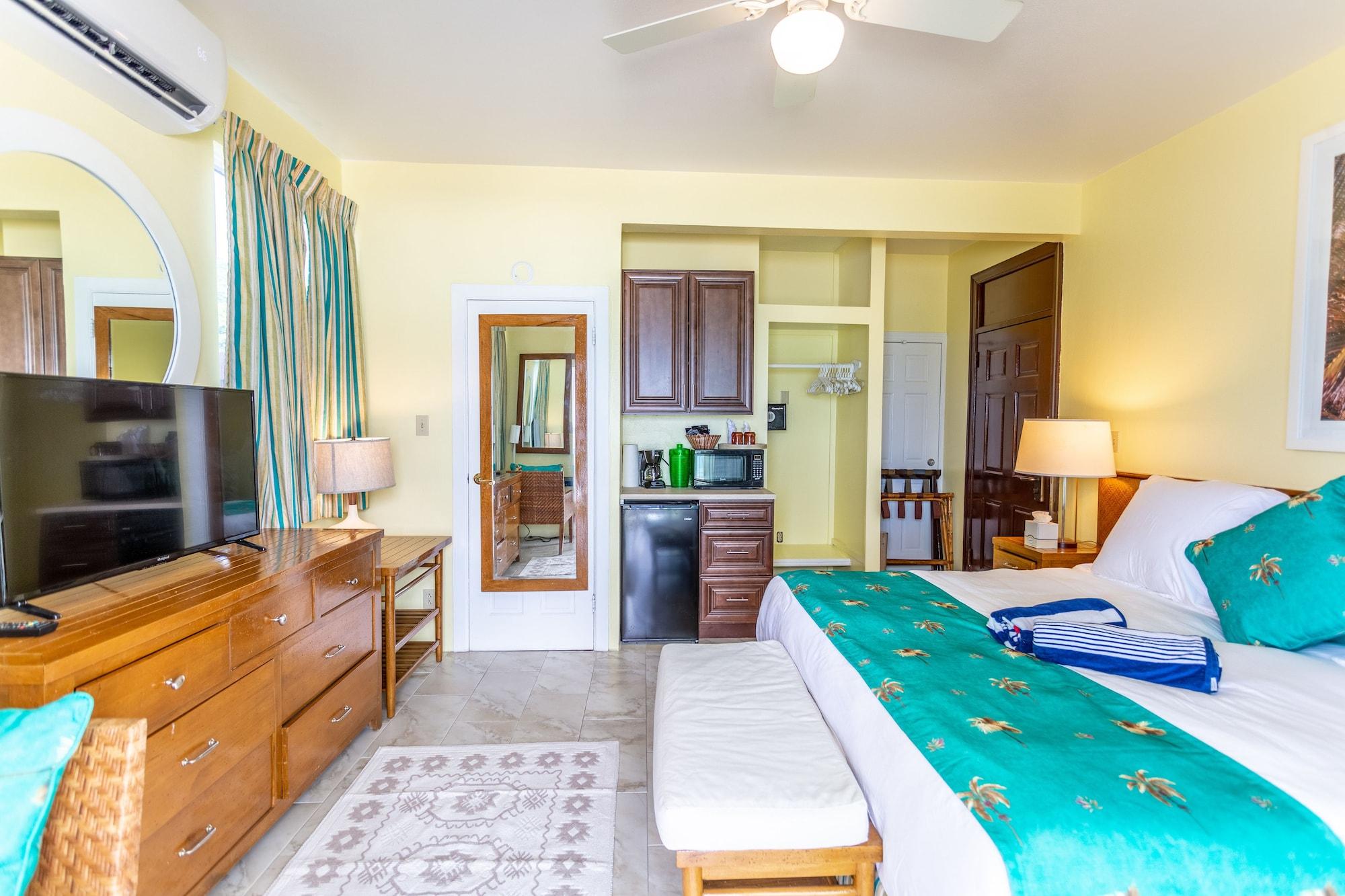 Sebastian'S On The Beach Hotel Freshwater Pond Bagian luar foto