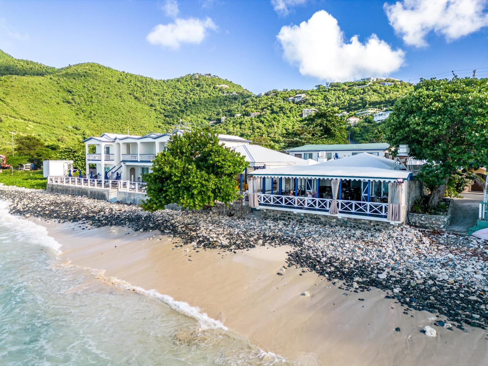 Sebastian'S On The Beach Hotel Freshwater Pond Bagian luar foto